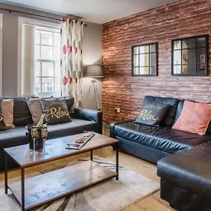 Apartment 3 The Gathering, Chester