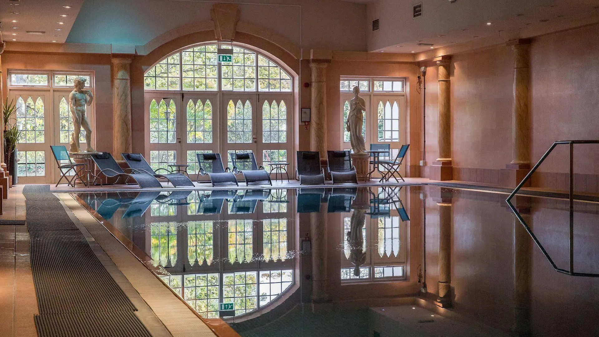 Crabwall Manor & Spa - BW Signature Collection Chester 4*,